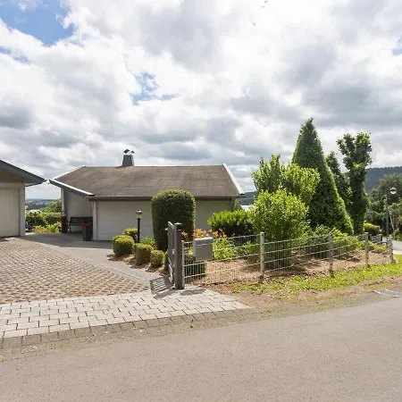 Vakantiehuis Classy Holiday In With Barbecue Gerolstein